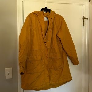 Old navy woman’s yellow winter coat